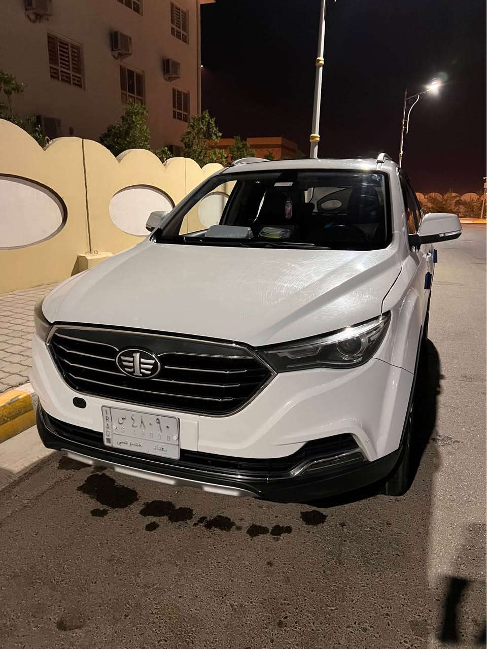 سلام عليكم فاو  x40 مديل 2018 فول مواصفات تحكم ستيرن أشاير بالمري تدفئة كشنات كشنات جلد تبريد تدفئة السيارة جاهزه من كلشي مكينه 1600 السعر 105 وبيه مجال رقم المبايل *********** البصرة, العراق
