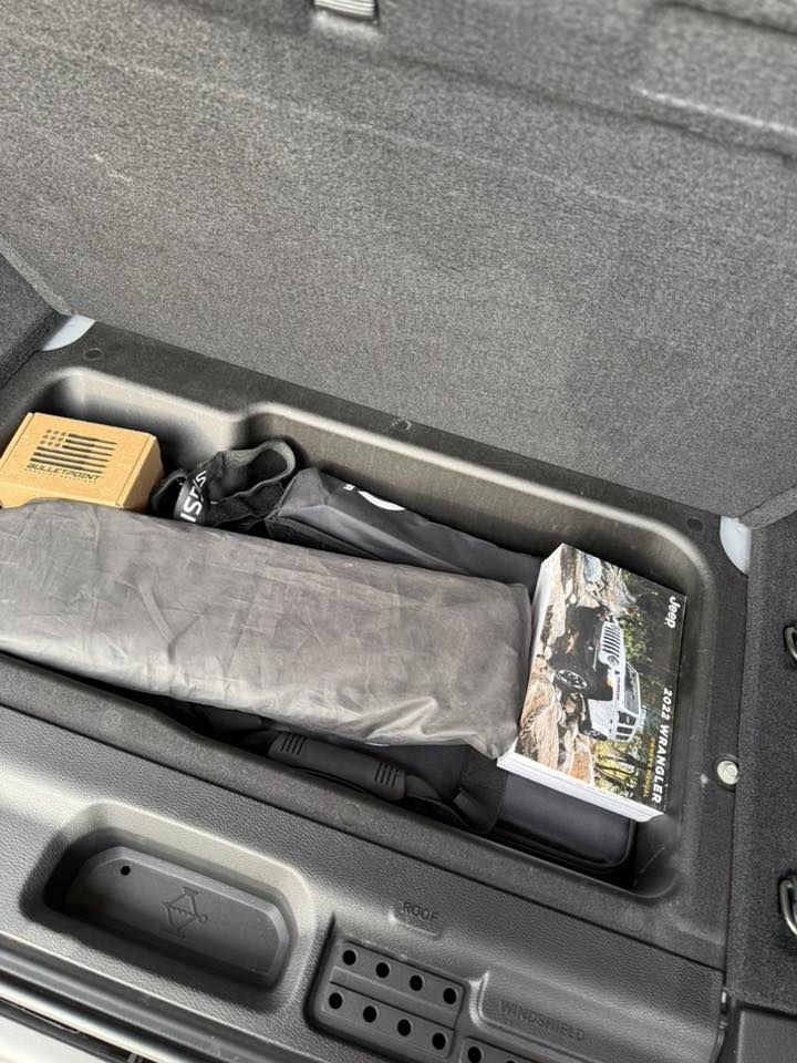 السلام عليكم
جيب رانكلر روبيكون موديل ٢٠٢٢ خليجي وكالة هارلم
محرك ٦ سلندر ٣٦٠٠
رقم اربيل باسمي 
ومعروفة مواصفات الروبيكون 
السعر ٤١ الف دولار
للتواصل ***********
