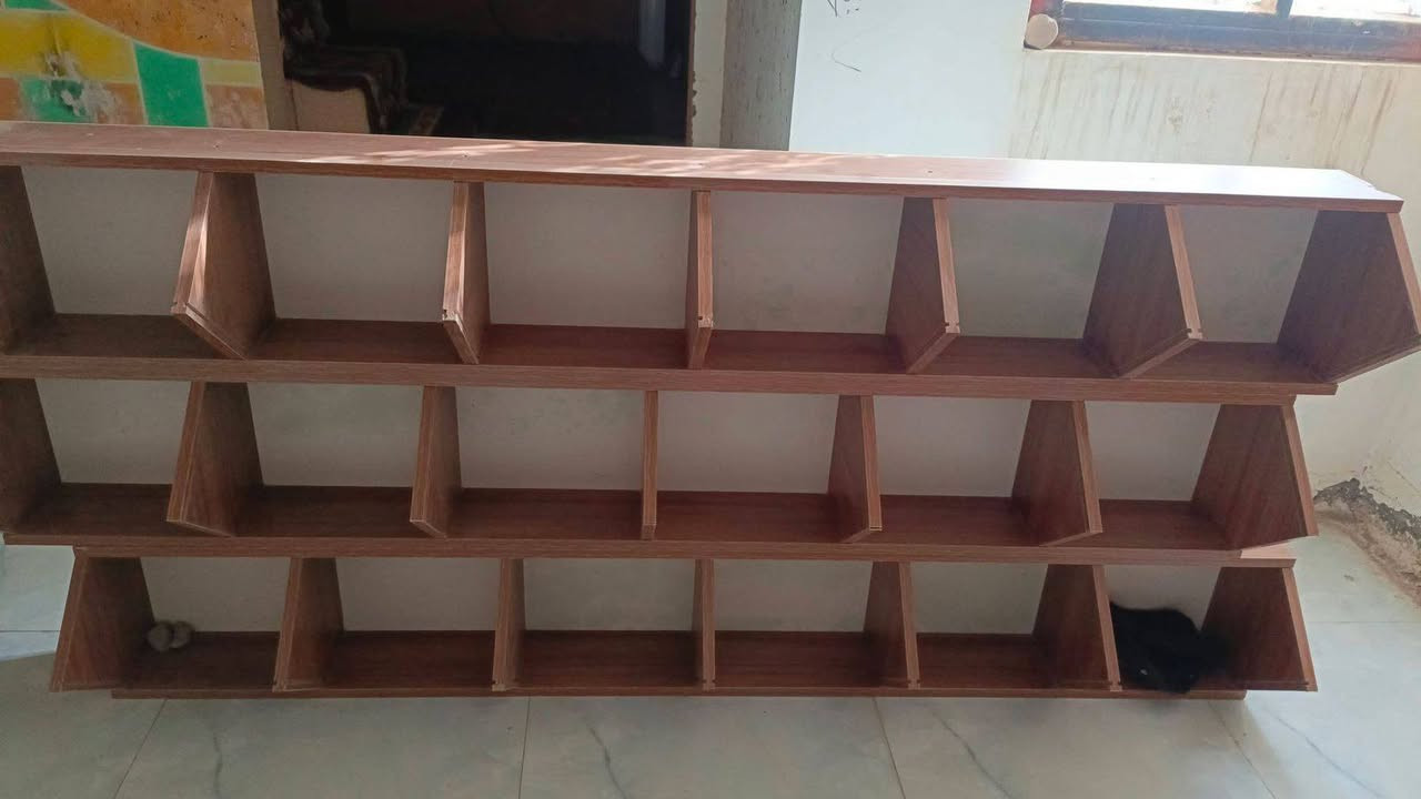 فانتيره رف مستخدمه اقل من شهرين رقم الهاتف ***********الناصريه مركز
