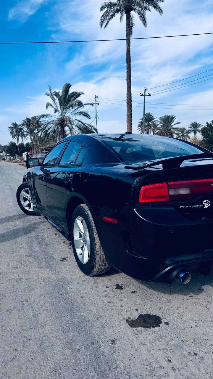 سلام عليكم
جارجر موديل2012 رقم بغداد فول مواصفات 6سلندر3600
شاشه كبيره
فتحت سقف تنته روز رايز ام نجوم
كير طياره 8نمر
كشنات حضن
شكل ال اس ار تي
شفتات ستيرن 
تخم تاير جديد
كير محرك كفاله 
بيه3قطع
ستفسار أكثر 
السعر 143وبيه مجال العنوان بابل
***********
