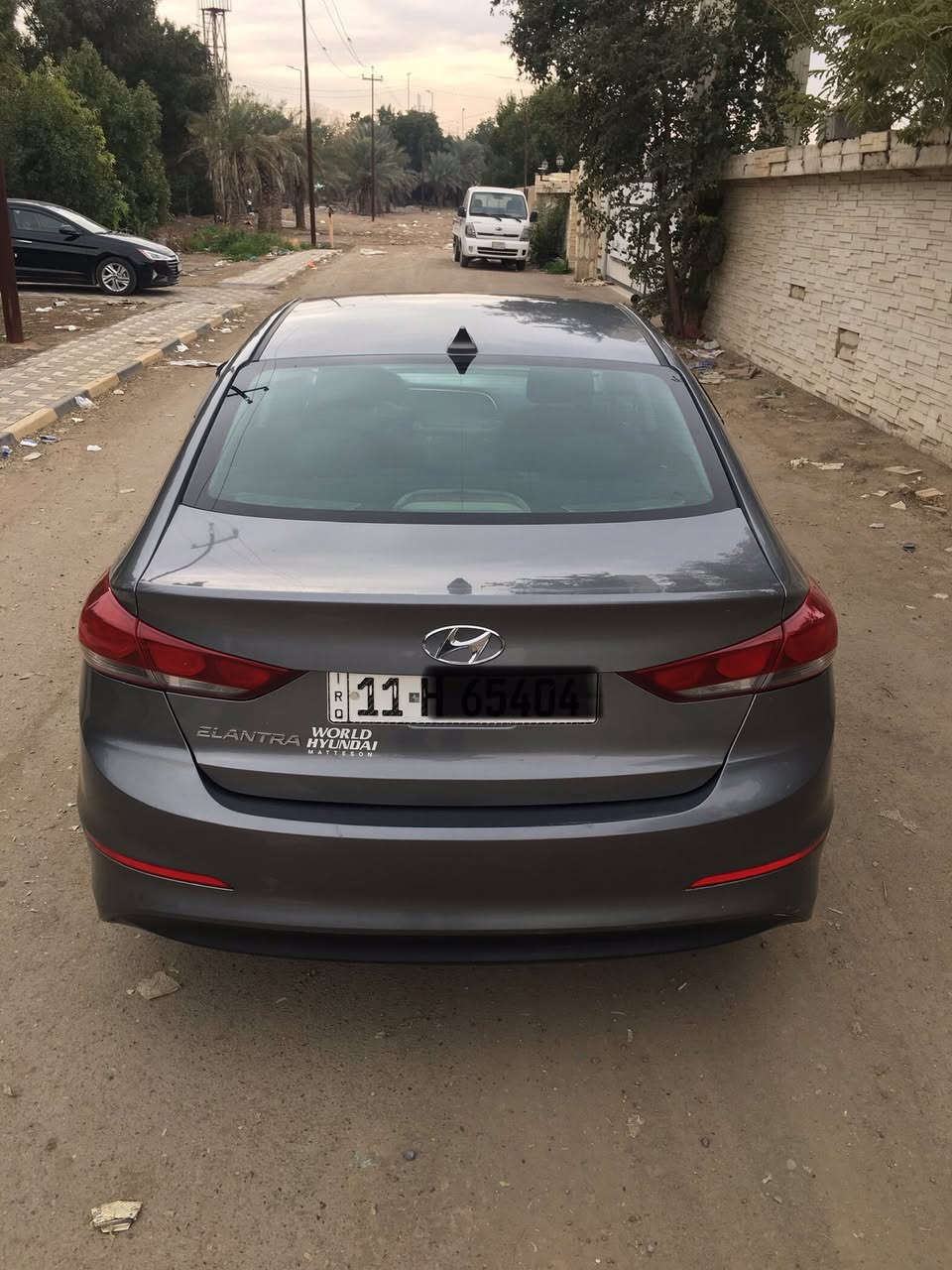 السلام عليكم 
النترا 2018 وارد امريكي حادث جاملغ وبنيد بدون دواخل وبيه صبغ خمس قطع 
محرك 2000دوش كير  Atm تبريد صدر ممتازات سياره جاهزه كل نقص مابيه رقم بغداد الجديد
السعر 115$ وبيه مجال 
الإتصال ***********
