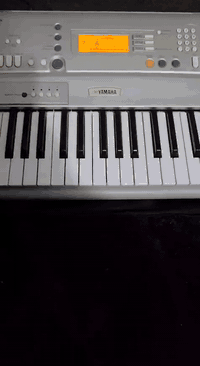 اورك يوماها 300 جهاز نظيف وكلشي بي شغال كامل ملحقاته رايده ب 250 مكاني بغداد الدورة ابو دشير***********
