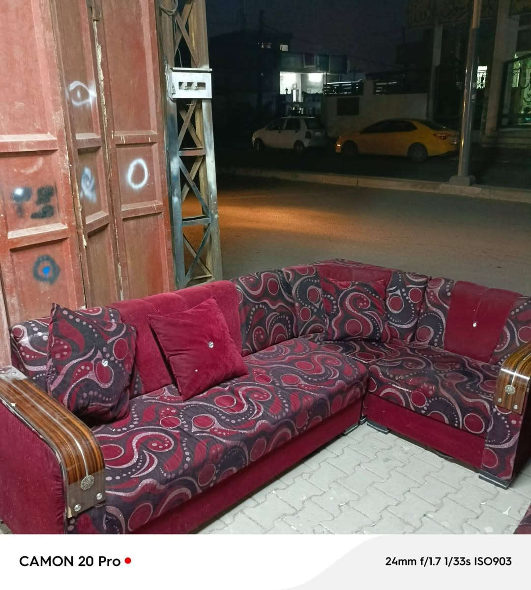 ديوان درجه اولى خشب تفصال اربع قطع للبيع للاستفسار هذا رقمي بي واتساب***********
