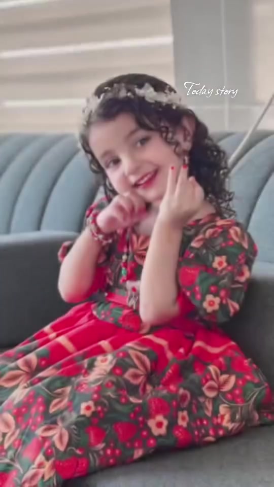 ترند الموسم فستان بناتي 😍
فستان ايميليا 
قياسات عمر 3,4/5,6/7,8/11,12 سنوات
للحجز والاستفسار مراسله الصفحة 
 #ملابس #ملابس_بنات #فستان_بناتي #فستان_ايميليا #اكسبلور


**إذا كنت صاحب هذا الإعلان وتريد حذفه لأي سبب، رجاءا أرسل رسالة إلى الدعم الفني**