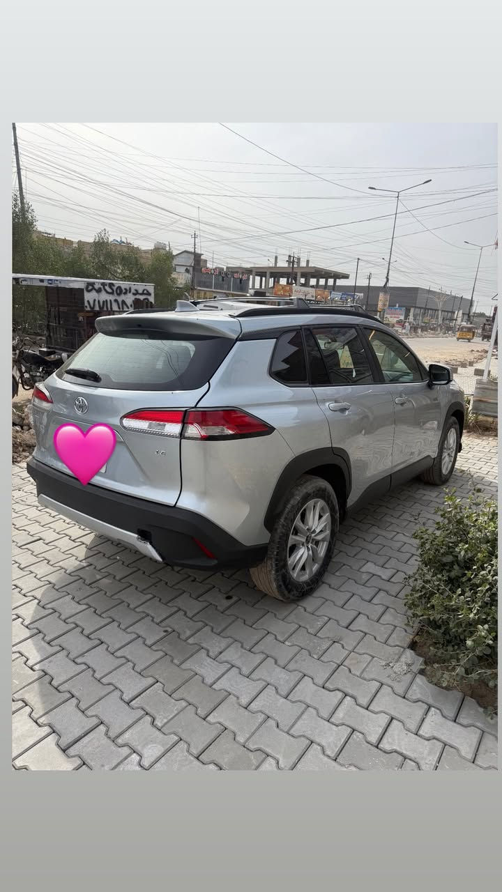 السلام عليكم 
للبيع كورلا كروز 2022 وارد امريكي رقم بغداد باسمي
بدون ايرباك  تبديل بنيد و دعامية خلفية فقط 
صور الحادث مرفقة بل منشور 
المواصفات
بانزين + مكينة 2000 +بصمة + قيادة ذاتية 
مثبت سرعة + شحن وايرليس + تبريد قطعتين
رادار امامي و خلفي و جانبي + سايد بريك بصمة
ماشية 47 ميل ? من الخارج اجتي ماشية 35 ميل 
السعر 160 وبيهة مجال قليل حك الجية 
للاستفسار اتصل *********** غير متواجد عل نت 
مكان بغداد حي البساتين
