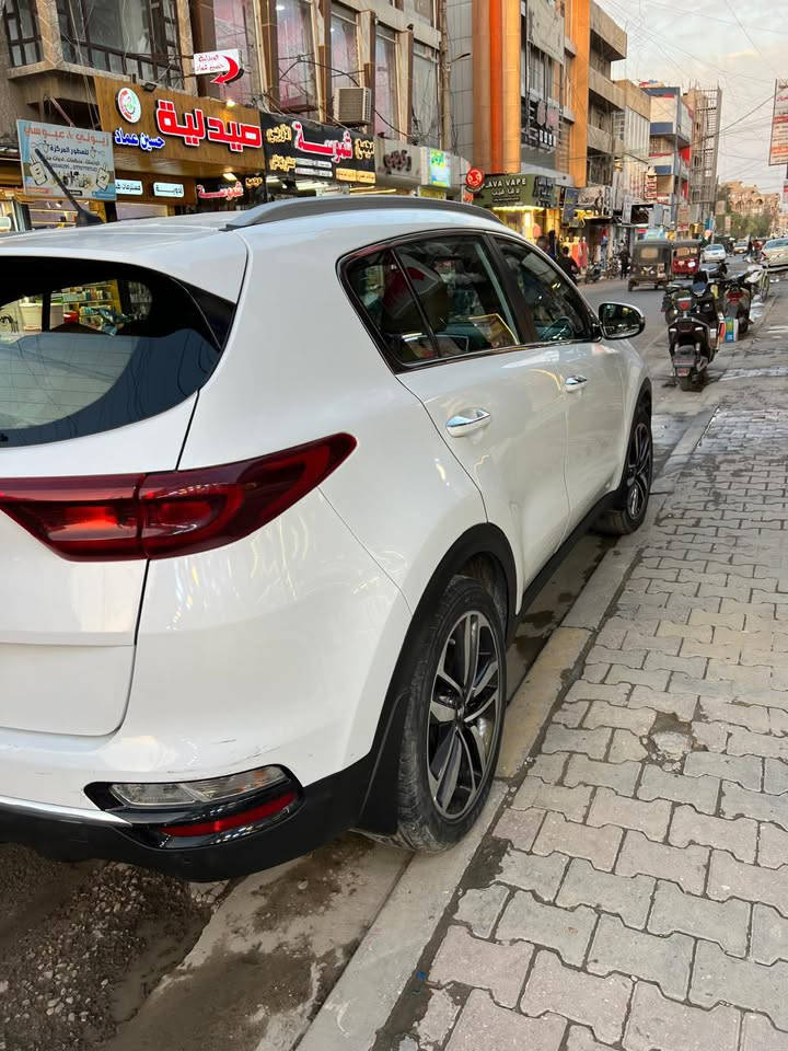 سبورتج 2019
خليجي الممشى 80 الف 
سيارة مكفوله من كلشي بس بارد بيها 
عنوان بغداد الحرية 
السعر 185 
ملف بالنشر يعني راح اخليلك رقم صاحبها 
وتصل وتفاهم ويا 
***********
