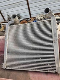 كلر سكانيا ١٤٤  يرهم عله جميع المولدات  واذا سيارة فقط ١٢٤ و١٤٤ سكانيا...