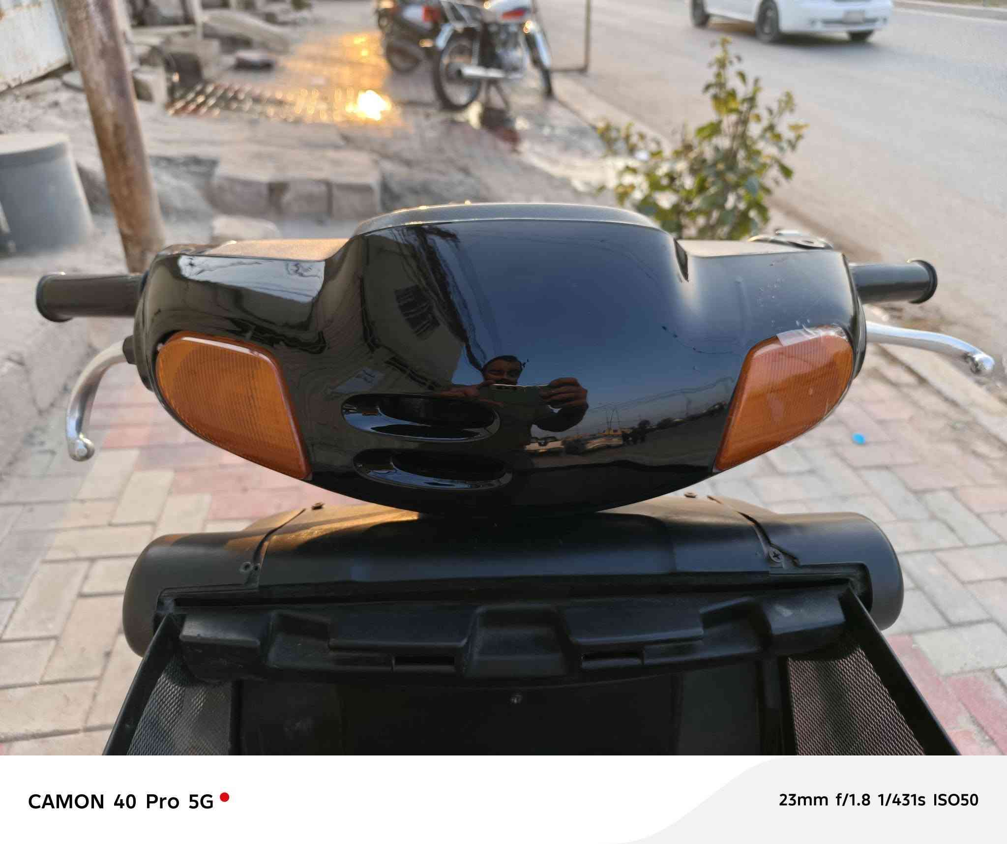 سلام عليكم اخوان دراجه مال طالب مدرسه يعني ما متعوبه دراجه جديده ونضيفه نقص واحد مابيها شاصي مكفول صوت ناعم نضافه كلش حلوه كدام عينك مثل مموضح بلصور
السعر 375 مال محتاج وبيها مجال للطيبين مكاني كربلاء حي العسكري ***********
