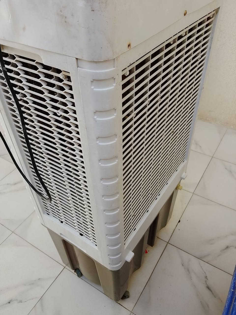 مبردة كونفيرا شغاله عالفحص
٣سرعات
هواها جدا بارد 
السعر ٥٠


**إذا كنت صاحب هذا الإعلان وتريد حذفه لأي سبب، رجاءا أرسل رسالة إلى الدعم الفني**