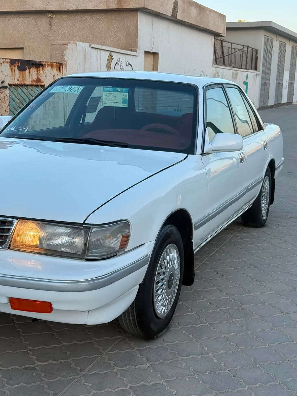 سلام عليكم كروسيده يسره بلاد مديل 1992 مكفوله من الكص والنقل جثه والضربه والعيب الشرعي مصبوغه جماليه كير ومحرك جدد ونجي سته سلندر طخم تاير حداديه جديده كهربائيات كله شغاله تبريد ثلج دواخله ماروني جديده مشروع وطني تحويل مباشر راعيه يمي سعر 53 مكاني البصره ***********//***********
