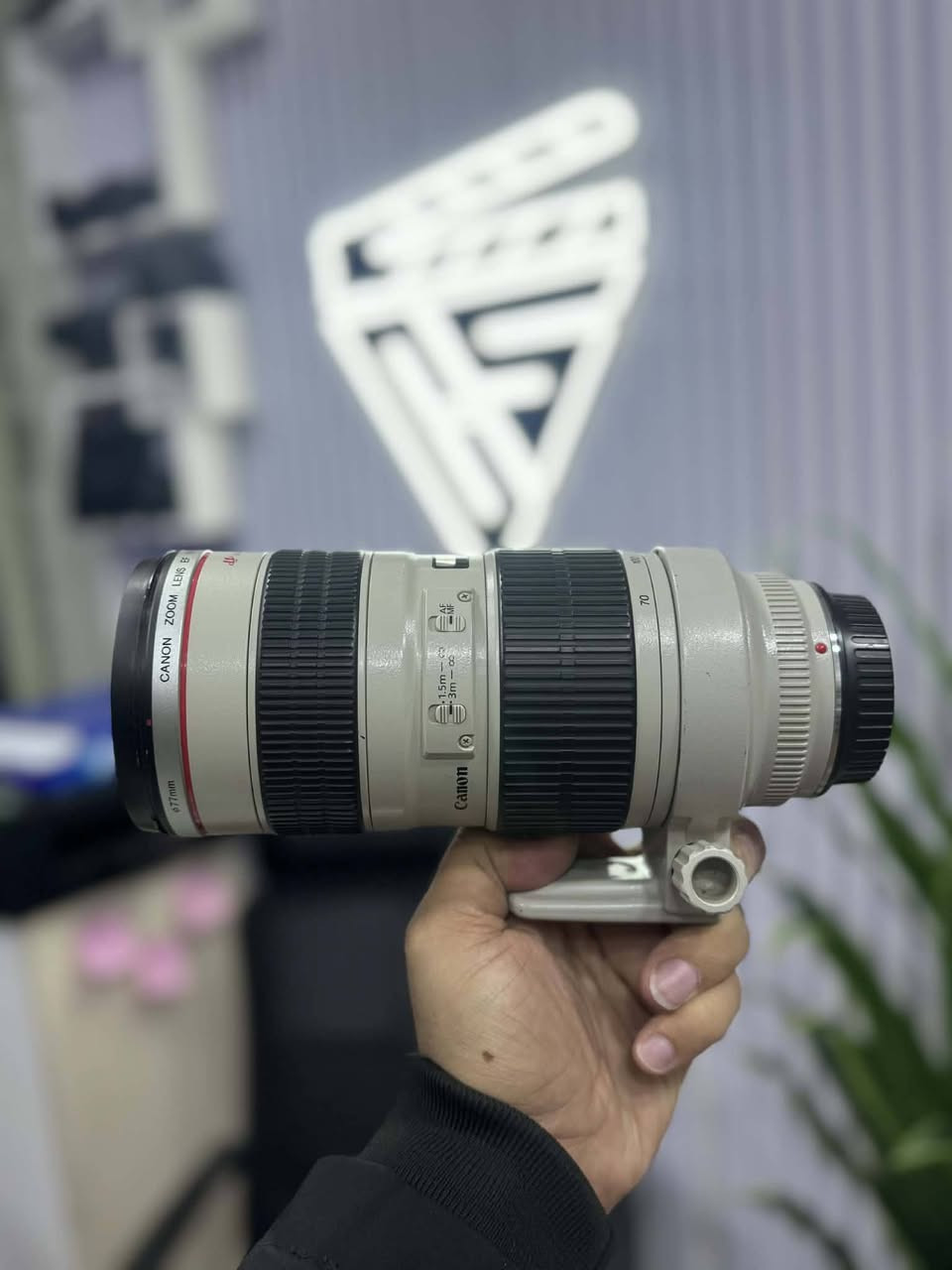 من رخصة الادمن
السلام عليكم  عدسة كانون للبيع نضيفه 99% رايدهاا وتفيدك ادخلي خاص وبيك خير وتدللل السعر ع الخاص  العدسه نضيفه وبضمان   للاستفسار ادخلي ع الخاص


**إذا كنت صاحب هذا الإعلان وتريد حذفه لأي سبب، رجاءا أرسل رسالة إلى الدعم الفني**