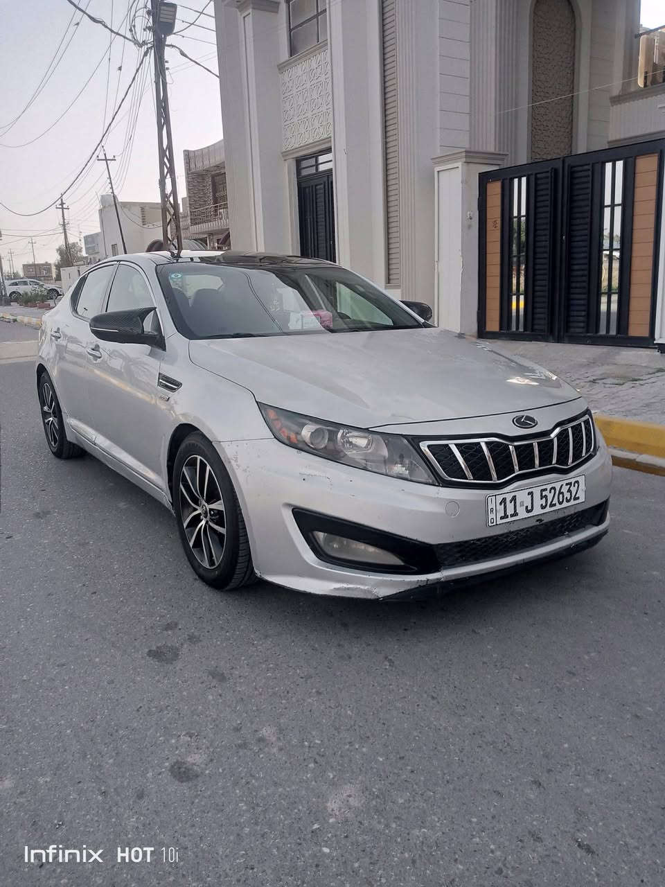 السلام عليكم كيا اوبتيما موديل 2011 رقم بغداد دولي السنوية نهاية 2030 تحويل ثاني يوم اللون سلفري تخم تاير حدادية مكينة وكير جدد تبريد فول امامي خلفي فول مواصفات بصمة تشغيل وبصمة ابواب وبنوراما كامرة خلفية كشن ترحيب السيارة جاهزة للاخير وارد امريكي ضرر جاملغ الخلفي السيارة جراد قليل للمعلومة تبديل كفر جاملغ الخلفي جهة السايق السعر 85 للاستفسار على هذا الرقم (***********) المكان واسط .
