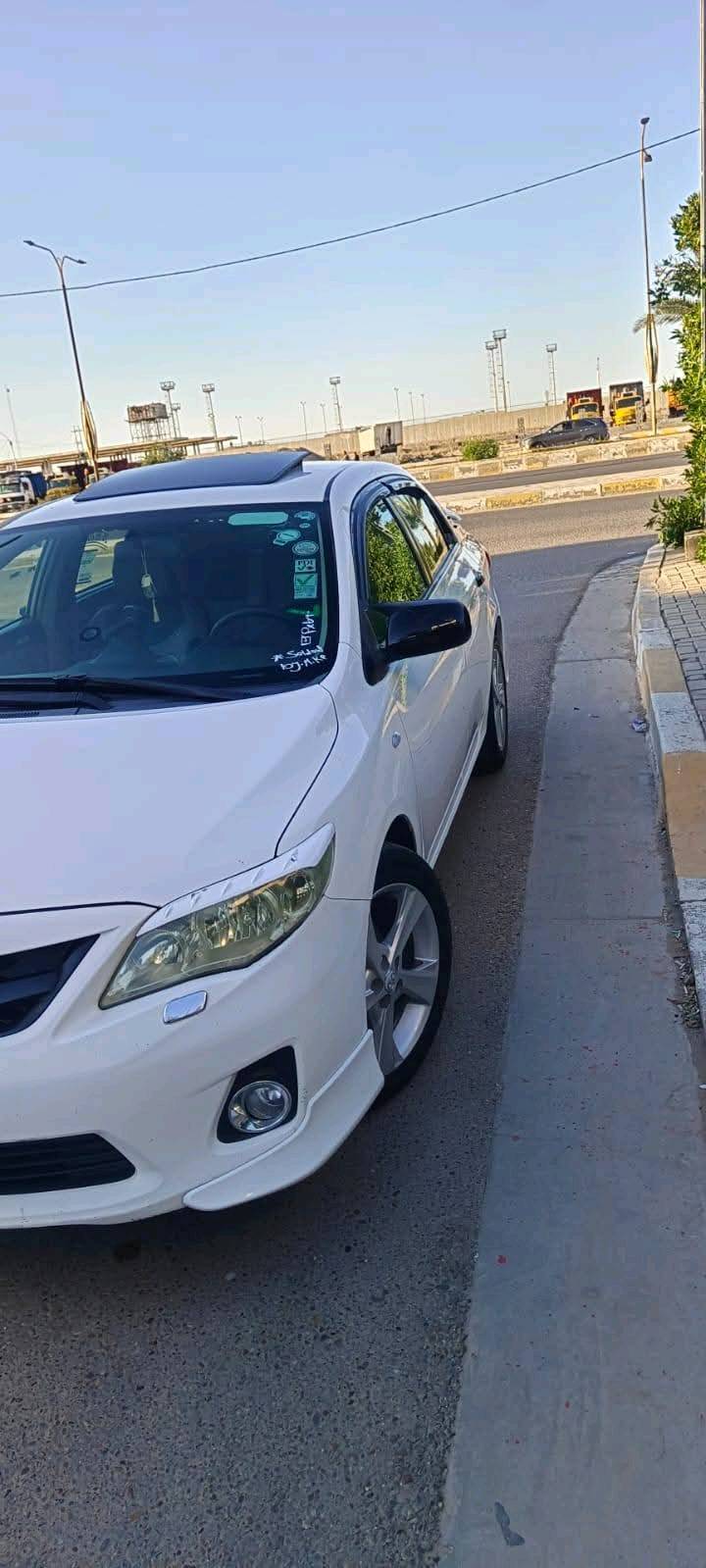 كورلا خليجي
موديل 2013

 مواصفات XLi
مواصفات معروفه الخليجي

محرك كبير 18

ماشية 290

السياره كلين فقط بيه شبرين صبغ  
 
 ( ( ( 💵 140 وبيه مجال 💵  ) ) )
  
وعليه اضافات جماليه والسياره بعد احله من الصور  
 السياره بأسمي وتحويل ثاني يوم
***********
