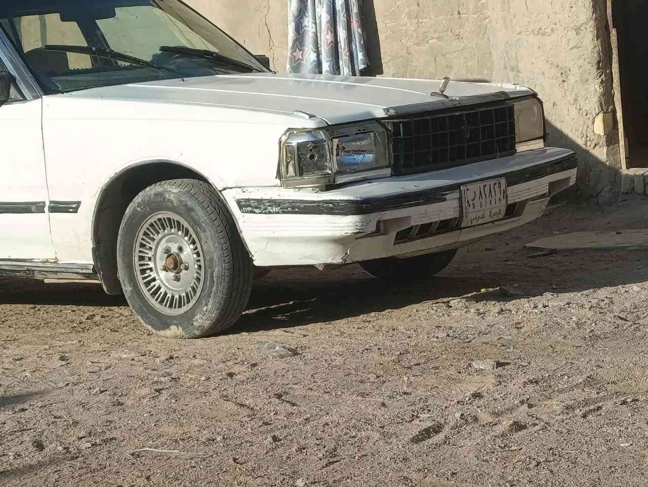 للبيع سوبر موديل 84 رقم بصره مميز  مكينه وكير ففتي سنويه لسنة28 تنتهي راعيها يريد تحويل مكان سياره بصره سعر 27  بس الشراي يخابر ***********
