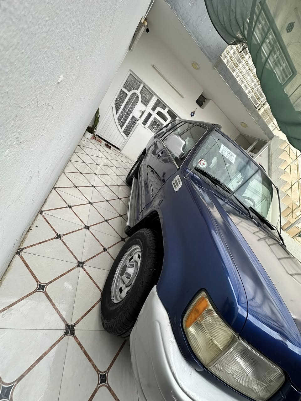 اسعد الله اوقاتكم بالف متابعينا الكرام ازوزة ياباني تروبر محرك بلادي ستة سلندر 3500 مال حاوية سيارة تبريد موديل 2001  رقم اربيل دولي سنوية  بأسمي  والهزة  جديدة  لوحات  جديدة   سنوية  مجدد  سيارة جديدة بمعنى الكلمة  سعرة  62  ورقة بي  مجال بسيط للشراي مال حك جية تيجي يمي عين غطة عين افراش اخدمك شراي يخابرني بيك خير اوتدلل لان ممتواجد عالفيس  ***********
