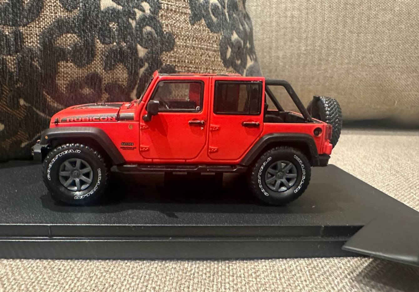 Jeep wrangler unlimited robicon recon 2017 🔴
Greenlight 1/43 
سقف قابل للازاله


**إذا كنت صاحب هذا الإعلان وتريد حذفه لأي سبب، رجاءا أرسل رسالة إلى الدعم الفني**