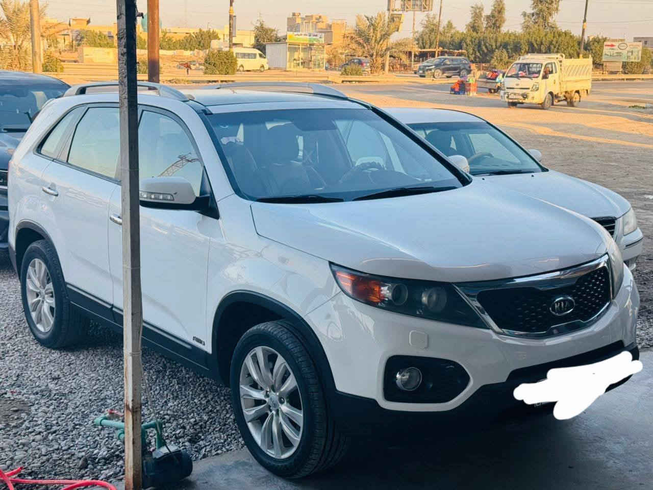 البيع سورنتو وارد خليجي موديل ٢٠١٠  السعر ١١٠ ورقه
فول مواصفات واحد عل واحد بصمة تشغيل محرك ٦سرندر 
رقم بغداد تحويل مباشر سنويه مجددة ٢٠٢٦
بيه صبغ عام لا لغد ولا شاصي  مكان سياره بغداد ناحية الوحده قريب عل مجمع بسمايه هاي تفاصيل السيارة كلها التعجبة اهلا وسهلا والما تعجبة يصعد احسن منها ***********
