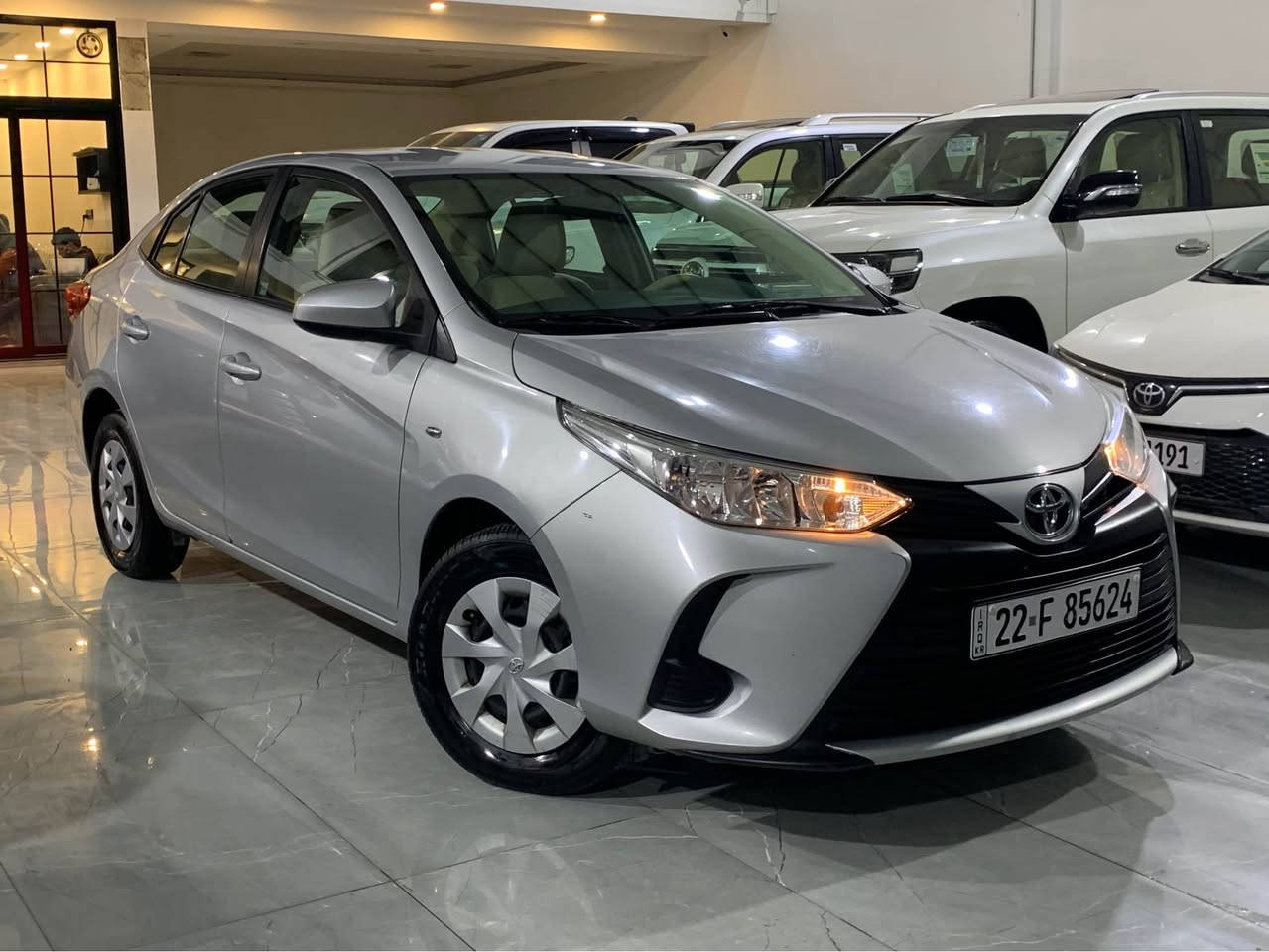 تویتا یارس مۆدیل (٢٠٢١)وکالە خەلیجی ٣سویچ مەکینە گەورە (٨٠)هەزار رۆیوە بێ سبوخ دەحامی لۆدەحامی بەشەرت گیر مەکینە تەبرید کارەبایات بەشەرت رەقەموو سەنەوی نوێیە شوێن هەولێر ژمارەی مۆبایل (***********)فایبەر وتسئاپ هەیە . أربيل, العراق
