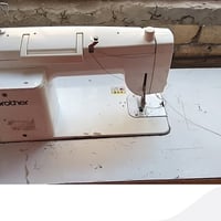 مكينة • استعمال قليل • أغراض موجودة