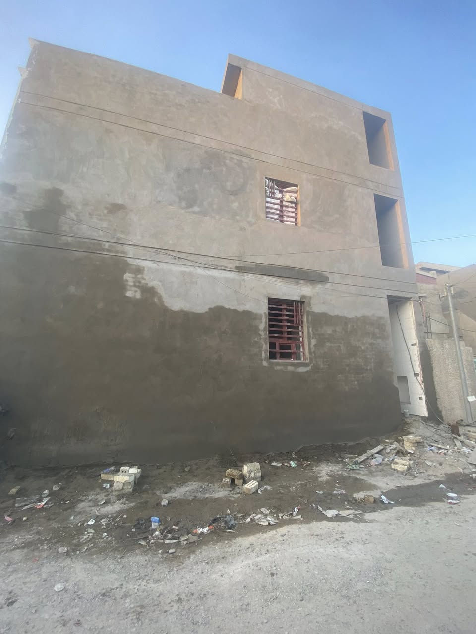 سلام عليكم كادر لبخ  سمنت شغل درجة اولى لبخ سقل جرارة تشميع لبخ مساطر واجهات تطعيم حجر فوم تركي العمل داخل بغداد فقط 
*********** علي الباخ
