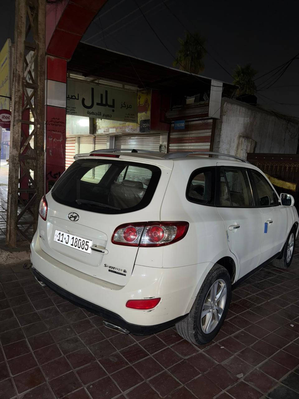 للبيع سنتافيه موديل2011 مكفوله كفاله عامة عدا الجاملغ بي طخه خفيفه والسياره خليجية رقم بغداد انكليزي باسمي ثاني يوم التحويل شرط السونار 

7راكب 

3قطع تبريد 6سلندر سعره 150 بيه مجال

فول مواصفات واحد على واحد 
***********
