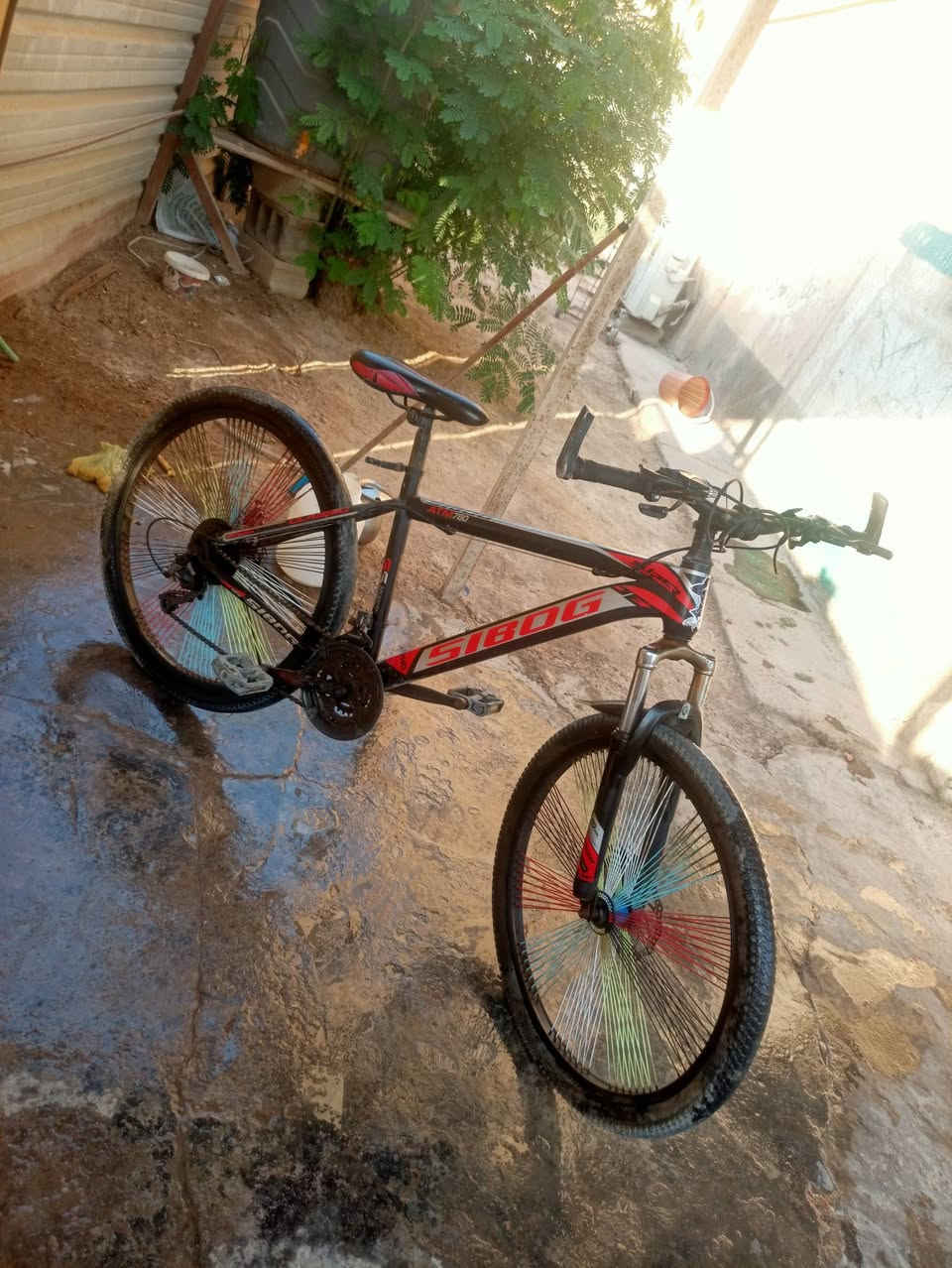 بايسكل جبلي جديد ومابي شي امراوس اب بطه حسب القناعه وكون نضيف وبي بريكات وسريع 
داخل المجمع


**إذا كنت صاحب هذا الإعلان وتريد حذفه لأي سبب، رجاءا أرسل رسالة إلى الدعم الفني**