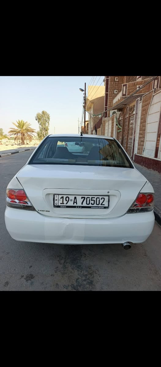 سلام عليكم لانسر موديل 2010 بسمي رقم كربلاء الدولي بيها جاملغ امامي وربع قبق جنطه جاهزه من كل شي سياره سعر 72 ورقه وبيها مجال مكان سياره كربلاء الاستفسار اتصال على رقم التلفون محرك 1600،، ***********.....
