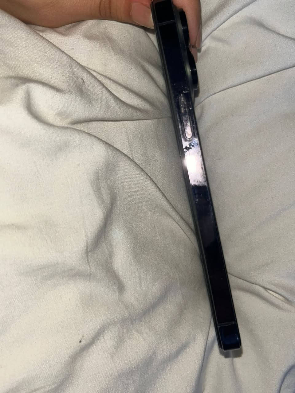 14 برو ماكس 
256 ذاكره
دبل سيم
مبدل شاشه اصليه ضمان سنه
السعر 850 وبي مجال 
مكاني بغداد البلديات 

موجود ماسنجر واتصال 
***********
