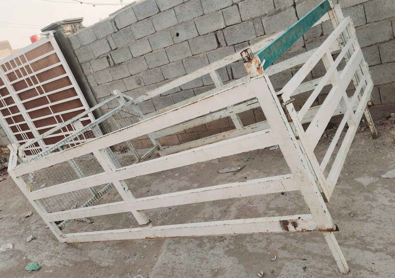 محجر كيه للبيع لكوت سعر 250
***********
