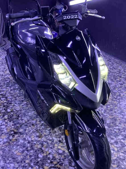 سلام عليكم ورحمة الله وبركاته دراجة ياباني سيام حساس ازدحام ستاند كهربائي مكينة ربع دراجة رياضية كلهة كامل مواصفات  استيراد خاص  الدراجة جديدة جديدة بمعنة الكلمة و المكينة صوتهة ناعم جدا مكان الدراجة بغداد حي القاهرة الاتصال على الرقم ***********
