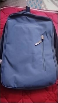 حقيبة سفر • مقاس 15