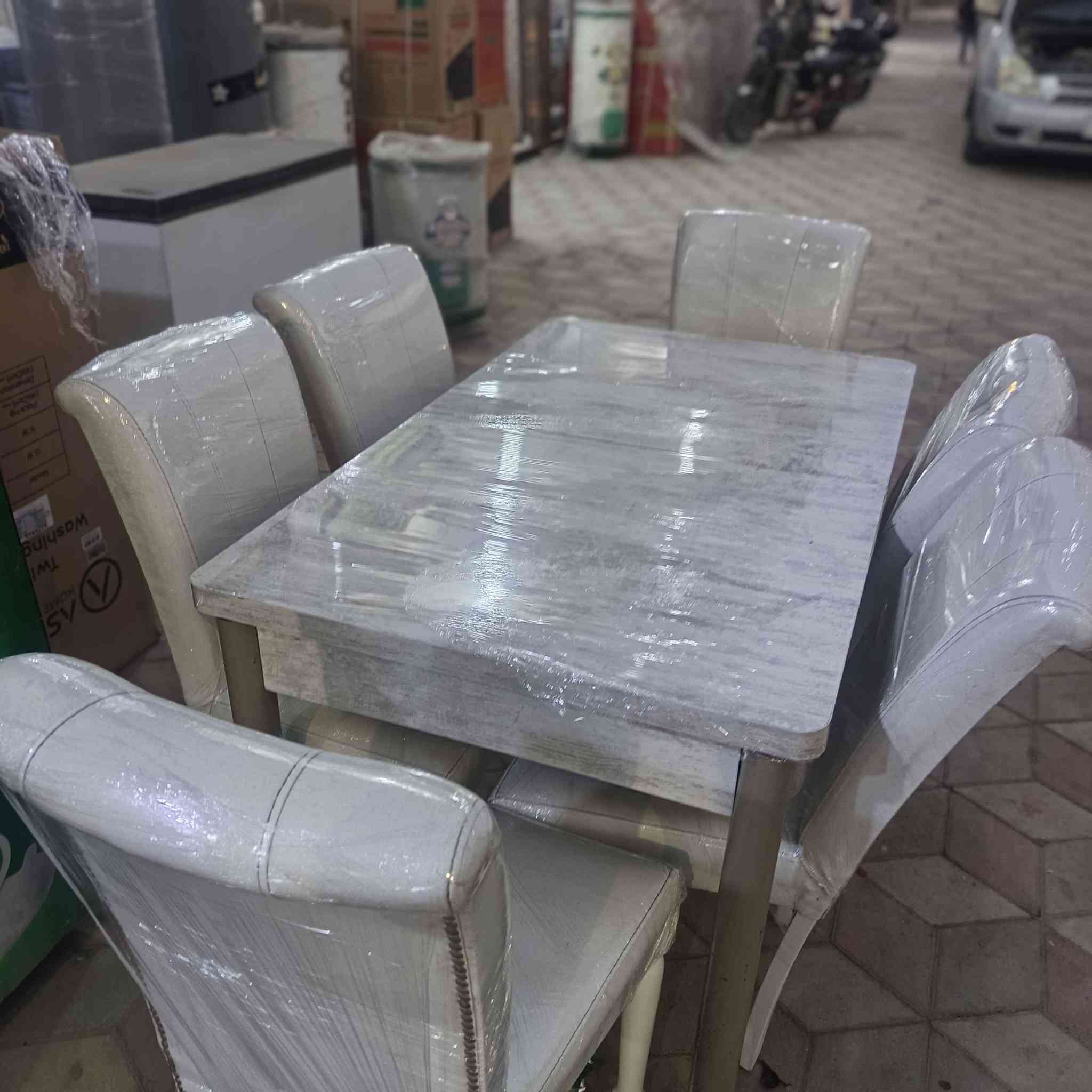 ميز طعام تركي حجم كبير  معه 6 كراسي مسعمل شي قليل اب 175000 وبي مجال هيت يم جامع غفور شارع سكلات هيت, الأنبار


**إذا كنت صاحب هذا الإعلان وتريد حذفه لأي سبب، رجاءا أرسل رسالة إلى الدعم الفني**