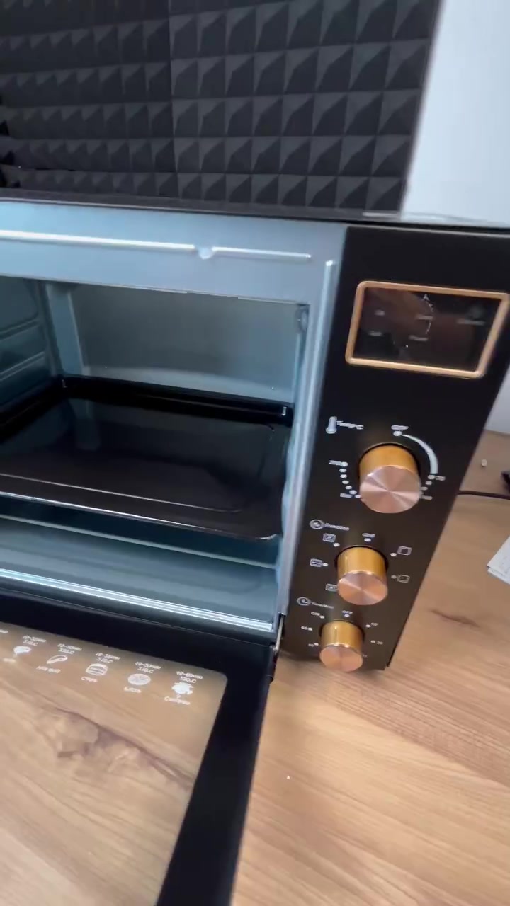 تبي تبدعين بالطبخ والحلويات وتسوين أطيب الوجبات لعايلتك؟ 🍗🍕

فرن ليبرونك (LIBRONIC) العملاق سعة 60 لتر صار ببيتك! 🔥

تصميم ذهبي فخم يجنن وقوة حرارة توصل لـ 250 درجة ✨

يجي معاه صينيتين كبار وشاشة زجاجية فيها دليل لكل طبخاتك 🦾

فيه ميزة توزيع الحرارة (Convection) عشان الأكل يستوي بامتياز ✨

مساحة كبيرة تكفي لكل شي وتخليك شيف محترفة بلمح البصر 💎🌬️

اطلبيه الحين وخلِ مطبخك يكمل بأقوى فرن! 👇
ب130 فقط


**إذا كنت صاحب هذا الإعلان وتريد حذفه لأي سبب، رجاءا أرسل رسالة إلى الدعم الفني**