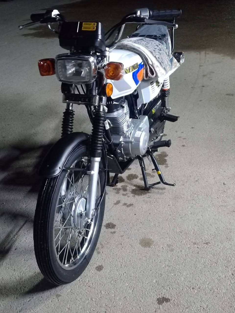 السلام عليكم نامه اصلي 21 بلاد مو تعمير بلاد فقط المكينه انتنس 23 قبل فتره شادها مكاني كوت السعر 875 بيها مجال قليل حك جيه الرقم ***********
