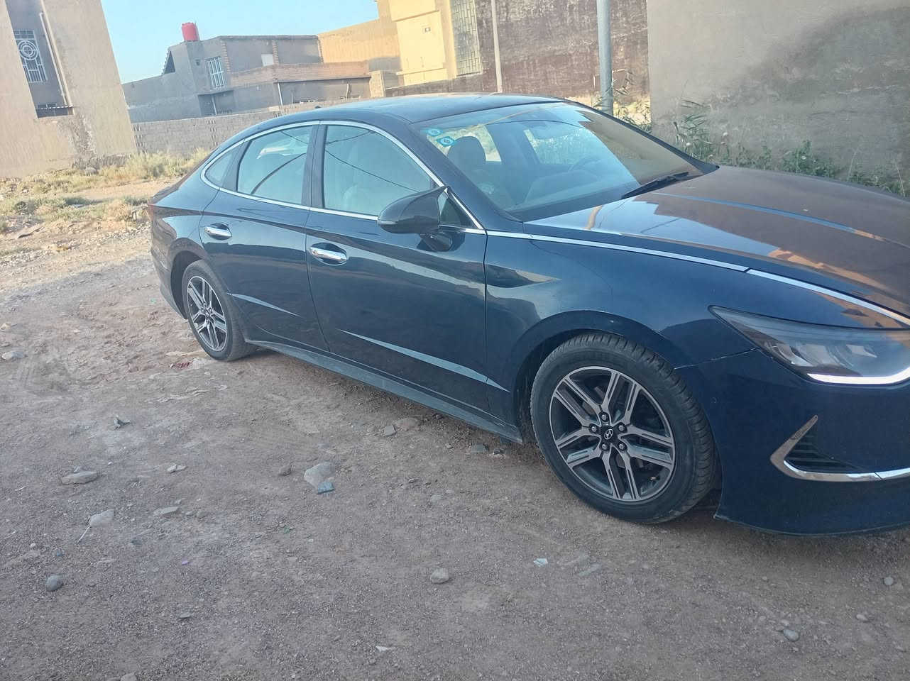 سوناتا ٢٠ محرك ٢٥٠٠ تنفس طبيعي رقم بغداد بسمي دولي هزه وسنويه جديده  سياره شاشه بلاد كامره كير دكم تحكمات ٤ وضعيات قياده  شاشه ودشبول عربي كتابه  سعره ١٣٠ وبيه مجال قليل  ***********   بيه سونر اليؤم سويته
