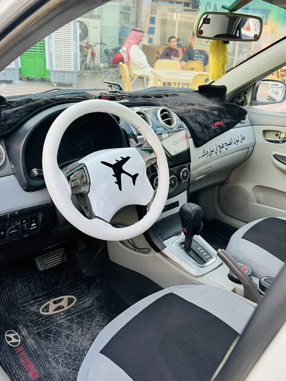سياره بي وايدي 2012كير ومحرك كورله بيكاتشو 1800سياره نضيفه ومرتبه للتوضيح سياره مصبوغه عام بس اي عيب مابيها مجرد صبغ عام جان عليها فوبلون اسود نص طلع نص لا فصبغت عام سياره للبيع إذا يعجبك تعال جيك  تعال افحص ماعجبك حياك الله وللتوضيح سياره بيهاخويسات  قليله يعني إذا تريد سويهن 100الف وبين شاري ولبايع يفتح الله رقم الهاتف ***********
السعر 47
مكاني الفلوجة
