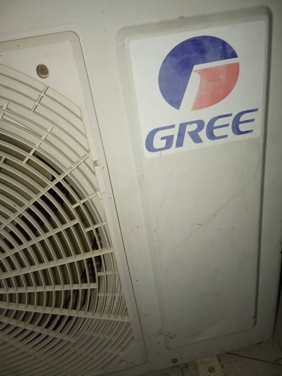 سبلت طن ونص عطل القطعه الخارجية اليفيدة بجيني خاص سعرة ٢٠٠


**إذا كنت صاحب هذا الإعلان وتريد حذفه لأي سبب، رجاءا أرسل رسالة إلى الدعم الفني**