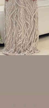 فستان يدوي • مقاس ٤٠/٤٢ • ملبوس ساعتين