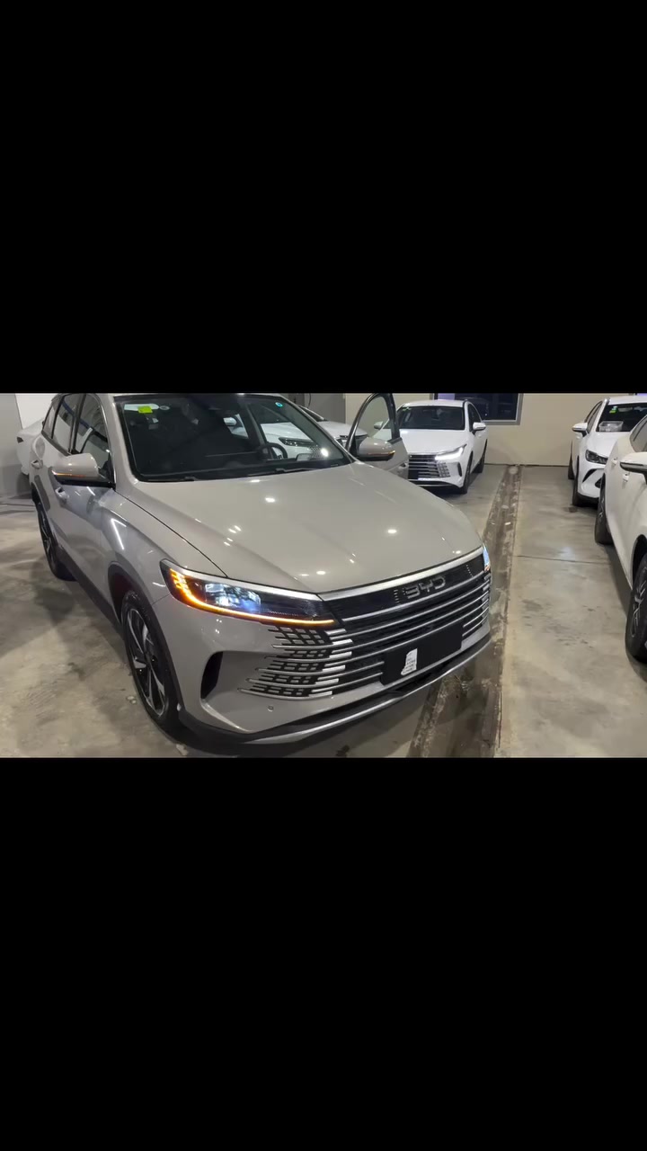 تهديكم شركة ديار العتابي BYD سيليون  05 
الفول مواصفات  

السعر اتصل ع ارقام التالية 
📱***********
📱***********

يتوفر اللون الابيض والسموك
موديل 2024
⏺️فتحة سقف بانوراما 
⏺️كراسي 2 كهرباء +تدفئة وتبريد المقاعد
⏺️شاشه كبيرة 15.20  ودواره
⏺️5 كامرات محيطية
مدخلين شحن سريع شحن سريع والبطيء
⏺️تمشيك 130 كيفو بشحنة الوحدة 🔋 
باب خلفي كهرباء
 موقعنا بغداد الرصافة معارض القناة النموذجية قرب وزارة النقل 
#العتابي #ديار #اكسبلور #byd
