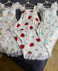 شلحات • ملابس