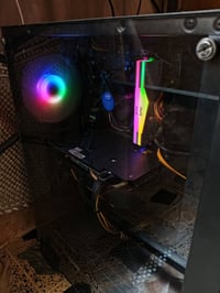 تجميعة للبيع 850 او مراوس ب ايباد CPU: Intel Core i5 9th Gen Motherboa...