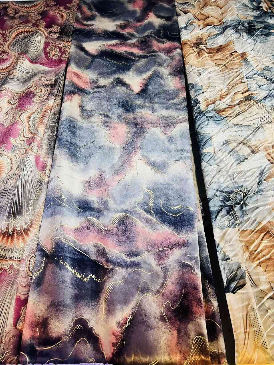 على بركة الله هذا الأسبوع تم افتتاح محل يخص جميع الأقمشة والمفروشات والستائر وحسب الطلب ايضآ زورونا وتجدون كل ماهو جديد العنوان جنوب الموصل مفرق ناحية الشورة مجاور أزياء عمر ارويش بأسعار مناسبة جدآ 
: للتواصل والطلب - ***********
