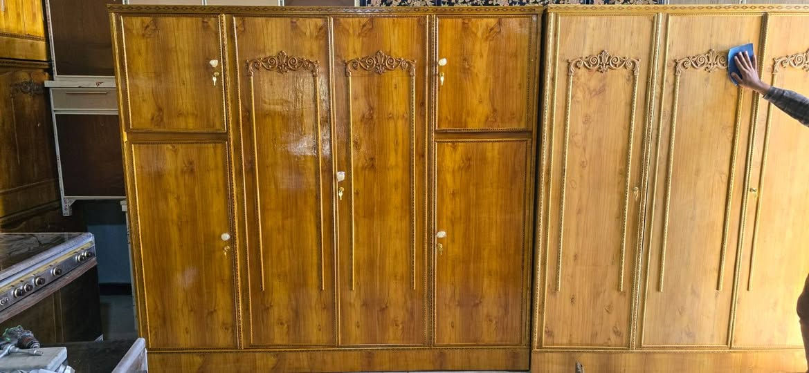 وصول وجبة من كناتير والبوفيات خشب صاج تكمه عيار ثقيل مو خفيف
كنتور 4 باب ب300
كنتور 3 باب ب250
كنتور 2باب 185
بوفية 3 متر ب250
بوفيه 2ونص 225
بوفيه مترين ب185
بوفيه متر ونص 135
بوفيه متر 85
وبيهم مجال
ناحية العلم قرية الربيضة خلف مدرسه سومر للبنين *********** 
 ويوجد خدمه توصيل
