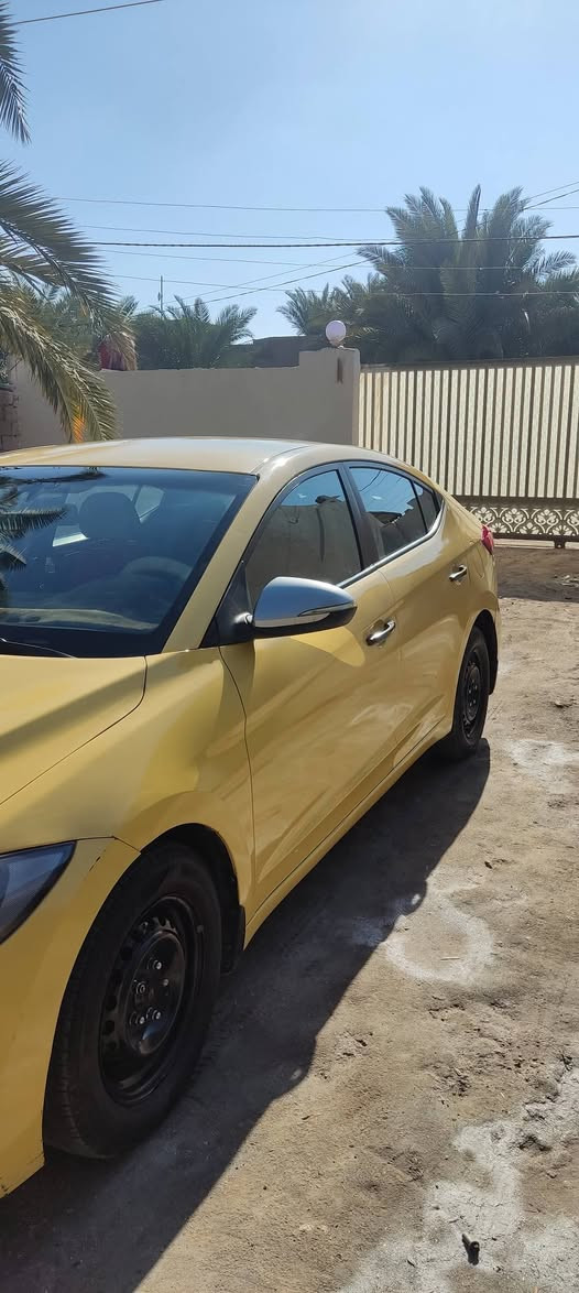 السلام عليكم للبيع النتره 2016. خليجي بسمي  وهيئه مصفره مكينه 2000  وكير خير من الله السعر 117 وبيه مجال  العنوان السماوه  دوشمه جديده تخم تاير حداديه فول.  رقمي ***********
