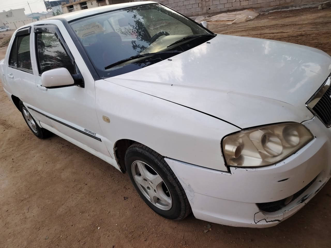 بيع مستعجل شيري كوين 2010 رقم بغداد الماني سنويه 27 نضيفه جدا  مكفوله من الضرر والصبغ والخياس كلها بلاد غرفه جديده تدفئه تبريد ترايها حلو جاهزه من كلشي السعر 38$ وبيها مجال مكاني بابل الحصوة للاتصال ***********
