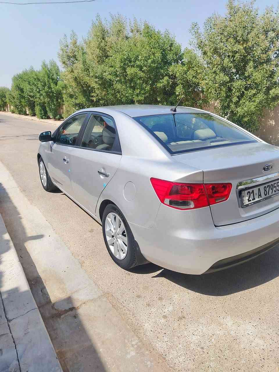 سيراتو موديل ١١
سياره حلوه حيل
فول فتحه مري شفط
بيه ٣ قطع اثر شخوط فقط
داخل لونين
سعر ١٠٠
مكانه بغداد اليوسفيه


**إذا كنت صاحب هذا الإعلان وتريد حذفه لأي سبب، رجاءا أرسل رسالة إلى الدعم الفني**
