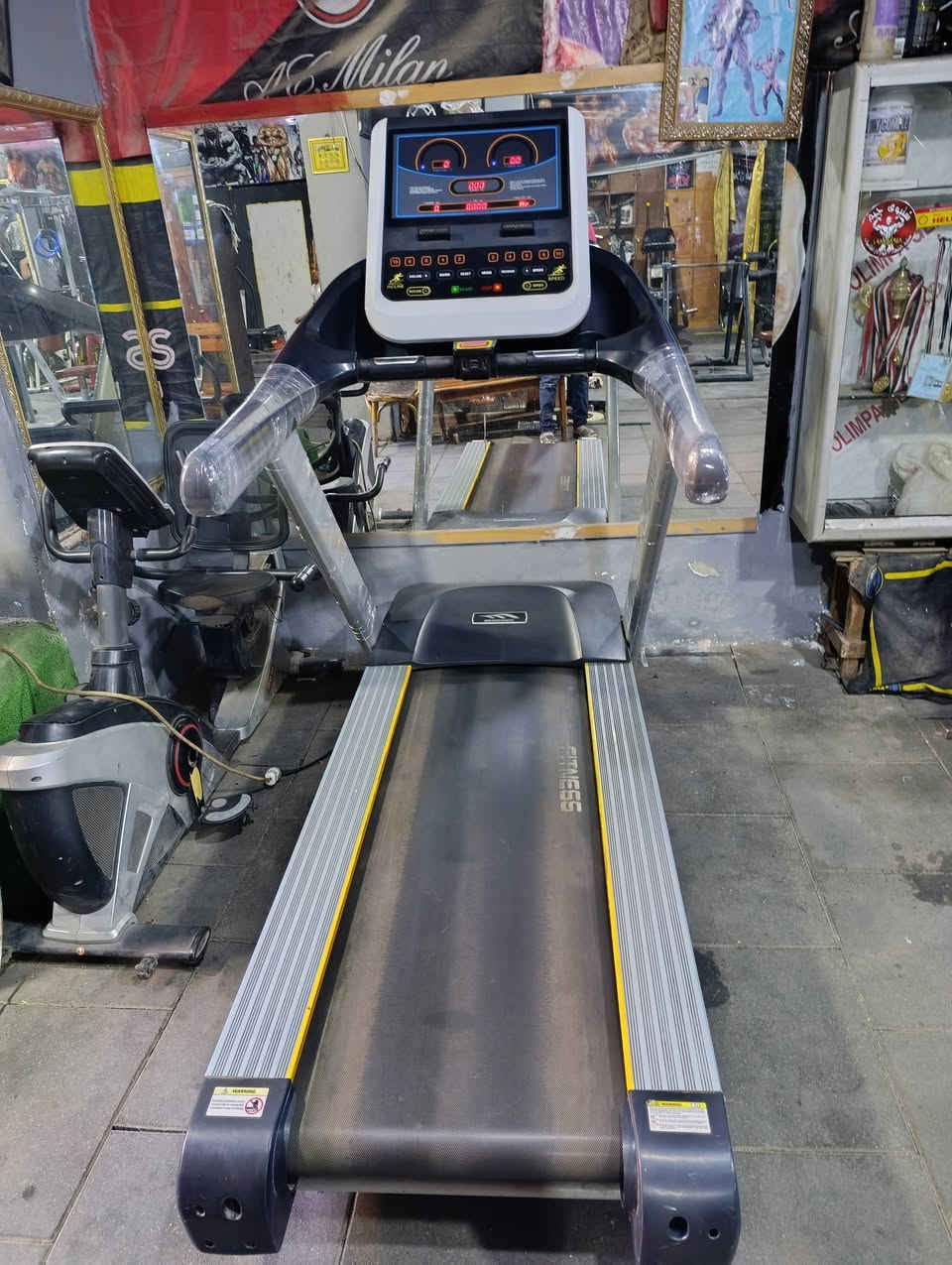 مشايه mphليف فتنس وزن مفتوح بحاله الزيرو 01032038567#@
01282829582@#


**إذا كنت صاحب هذا الإعلان وتريد حذفه لأي سبب، رجاءا أرسل رسالة إلى الدعم الفني**
