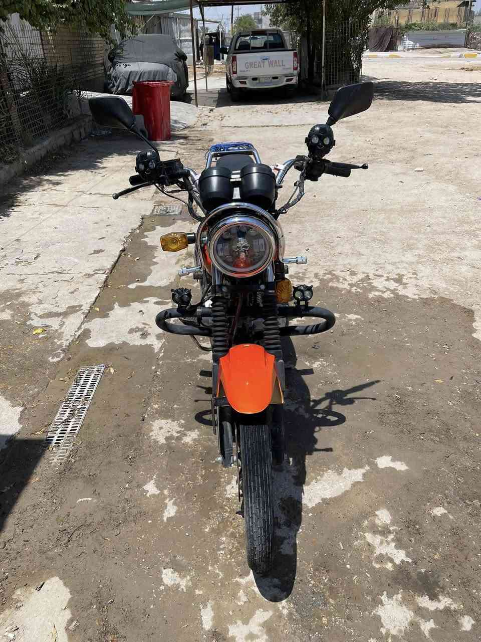 السلام عليكم دراجه دايون موديل 2021 رقم وسنويه كربلاء سعره مليون 100 وبيه مجال مكانه المسيب الي يحب يشتري يتصل ***********
