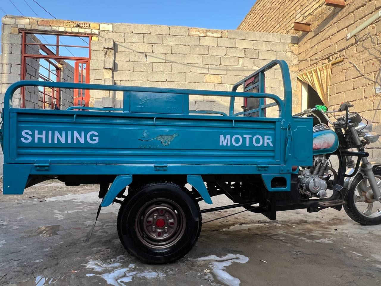 سلام عليكم ستوتاه البيع مديل 21 استوتاه مكفوله كفاله عام من اوراق اصولي من ركبه الستوتاه قطرت صبغ مابيهه مكاني بابل الحمزه الغربي السعر 1700 وبيهه مجال الشراي رقم التصال*********** متواجد وتساب
