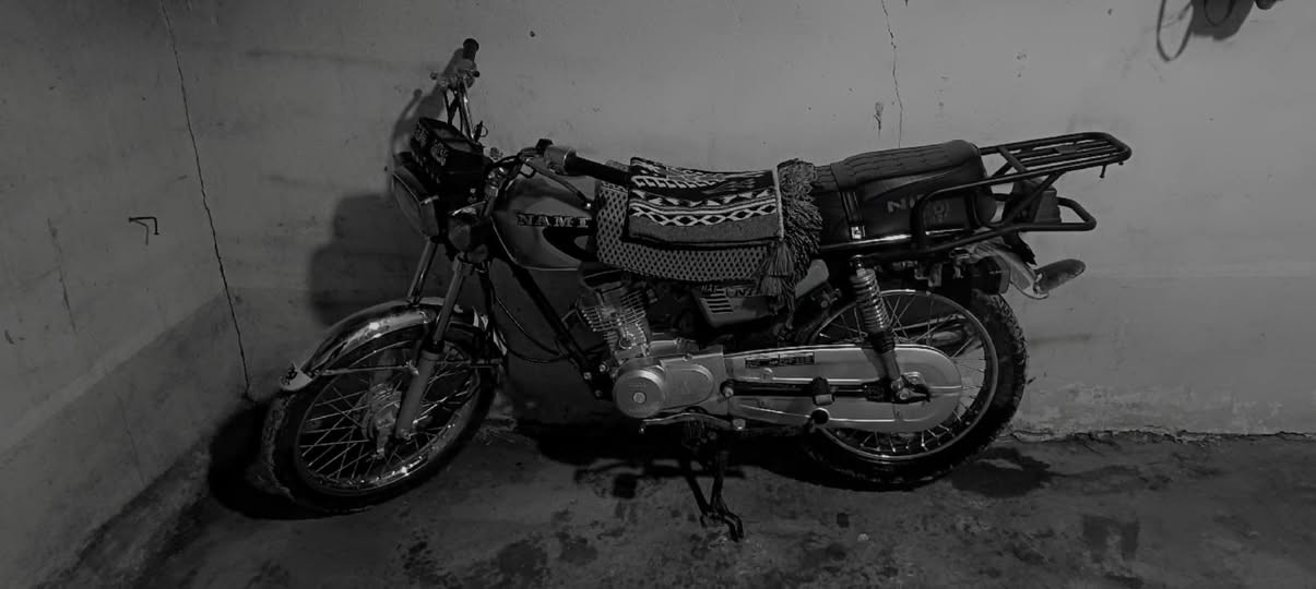 سلام عليكم دراجه البيع مديل 2025 السعر 600 وبيه مجال 👉 مكاني كربلاء الحر 💗***********
